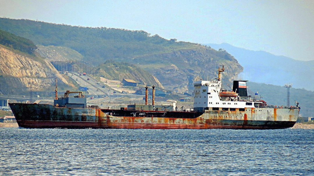 trucks fleet logistics yard